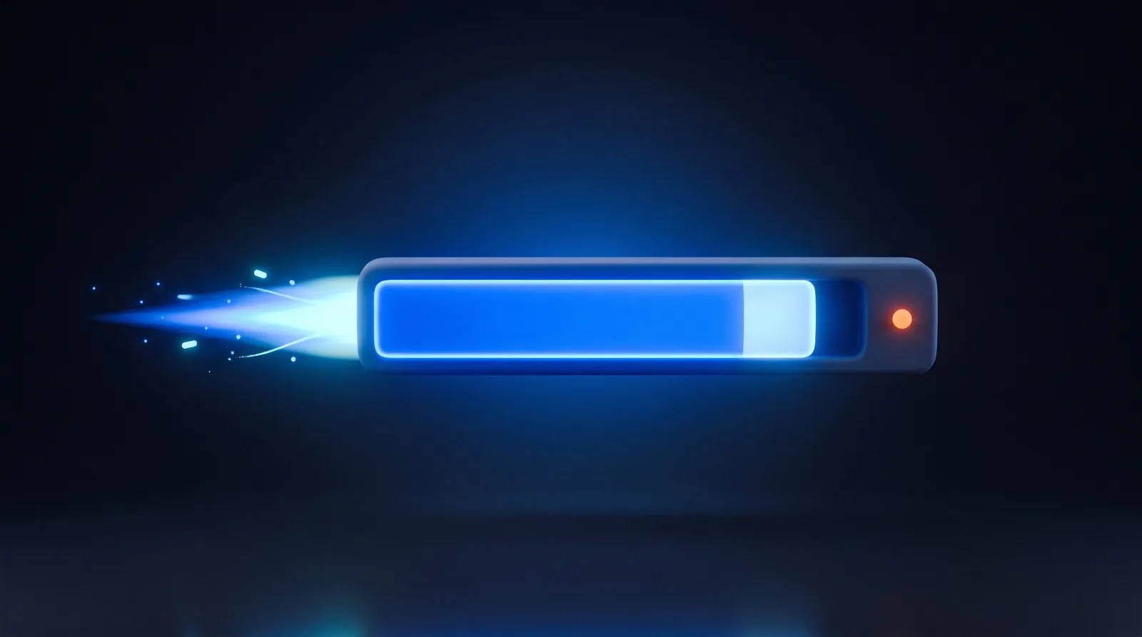 Fast voller, leuchtend blauer Ladebalken mit Lichtschweif, am Ende eine kleine orange Kontrollleuchte